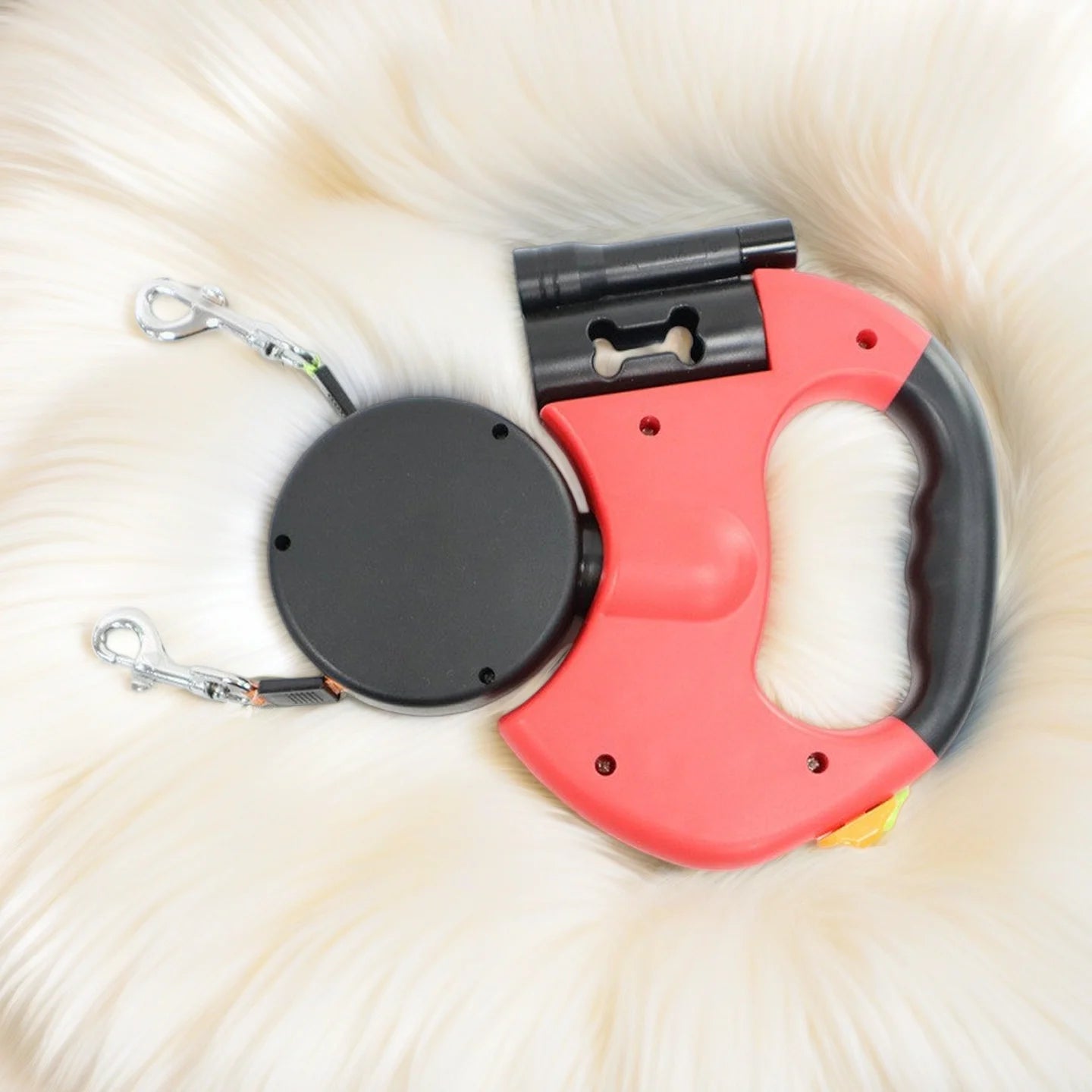 Retractable Dual Doggie Leash with LED Light, 360 Swivel No Tangle for Each Dog Independent Braking with 3M Reflective Leads